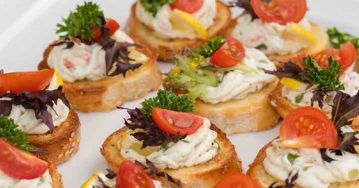 Cold hors d’oeuvres catering featuring elegant appetizer bites for cocktail hours, receptions, and networking events in Columbus Ohio